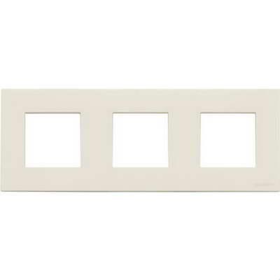 Рамка на 3 поста ABB Zenit, немецкий стандарт (белый) 2CLA227190N1001 + 2CLA227190N1001 + 2CLA227190N1001 + 2CLA227300N1101